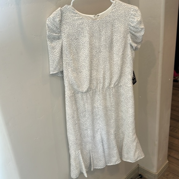 Express dress nwt - Picture 2 of 5